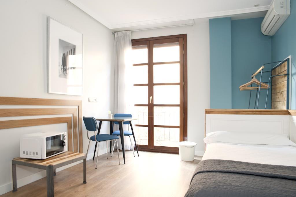 Apartamentos Sabinas Don Jaime Zaragoza Bilik gambar